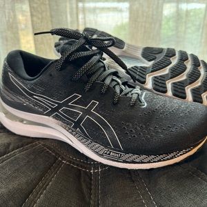 Asics Gel Kayano 28